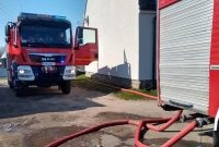 7 zastępów Straży Pożarnej gasiło pożar w Dębnicy