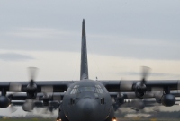 15 rotacja amerykańskich lotników w Powidzu zakończona zawodami w precyzyjnym lądowaniu i zrzucie ładunków