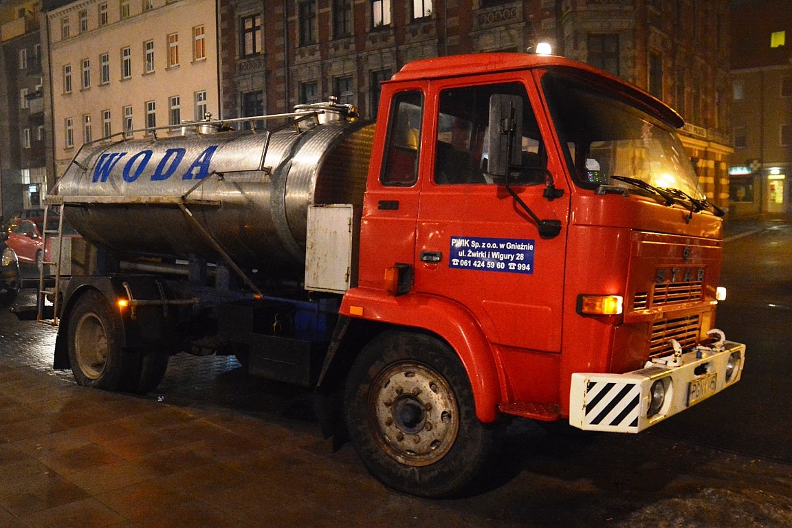 Komunikat PWiK: zamknięta ulica w centrum Gniezna z powodu awarii sieci wodociągowej