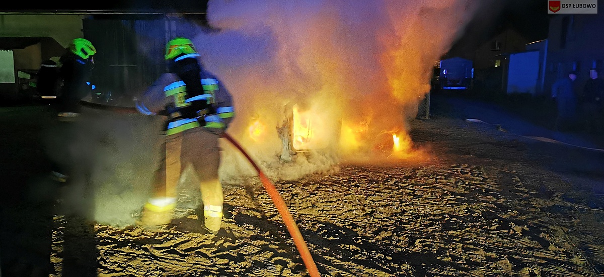 Pożar auta w Wierzycach