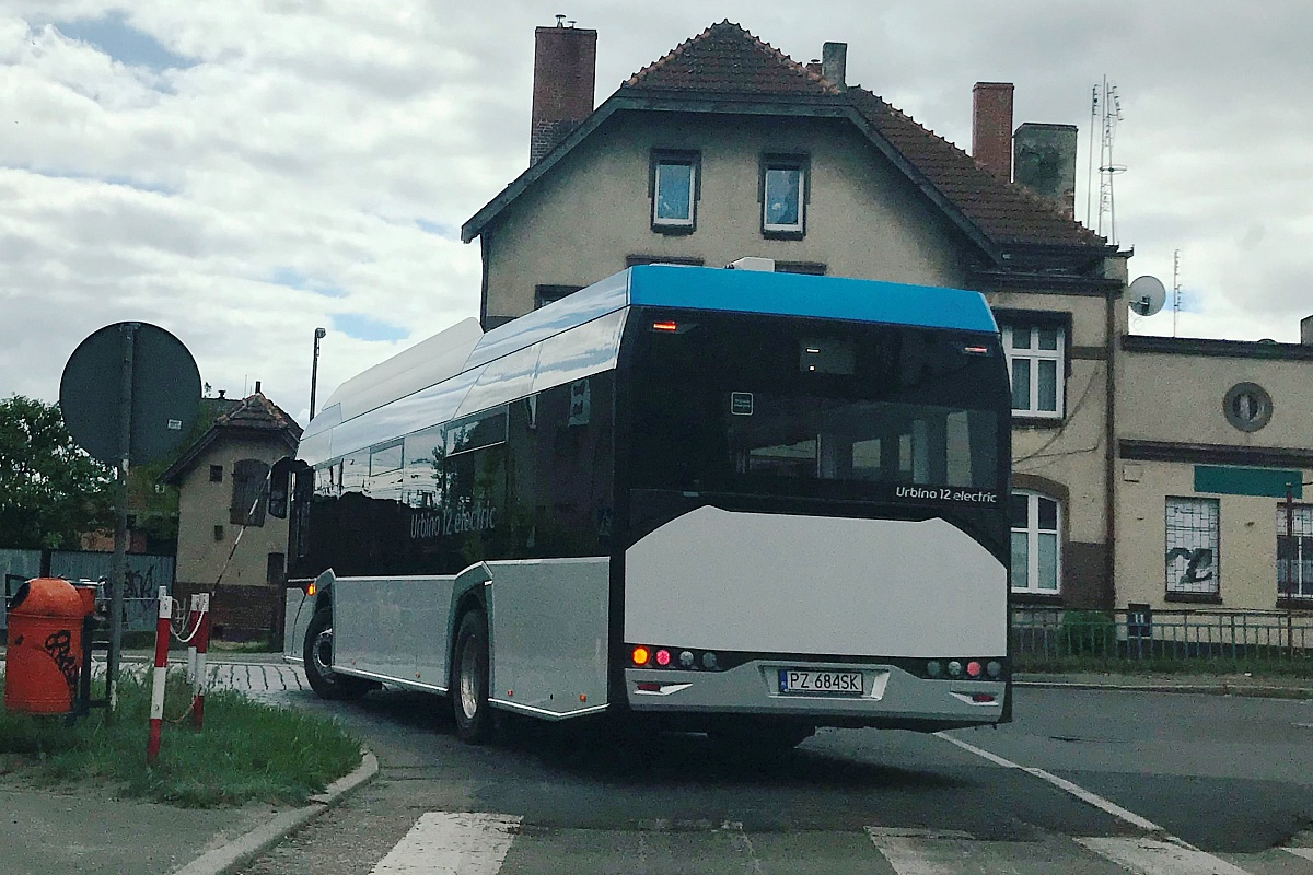 Autobus elektryczny wyjechał na ulice Gniezna. Sprawdza się w ruchu, jednak MPK nie planuje jego zakupu