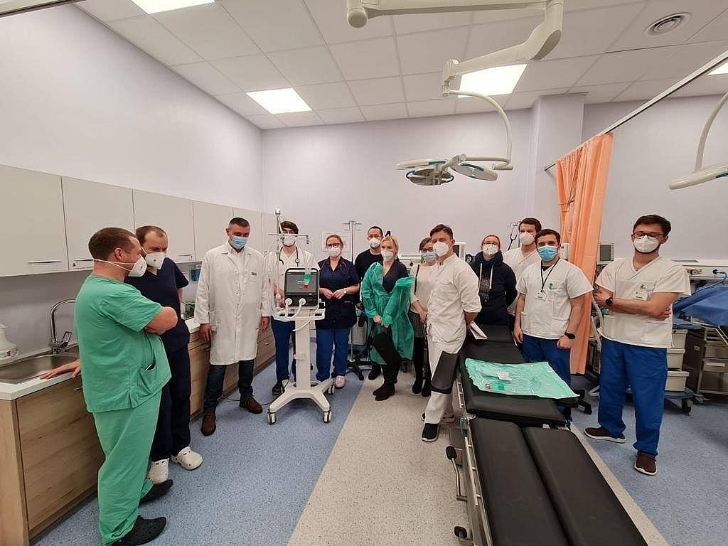 Personel szpitala szkolił się z obsługi nowych respiratorów