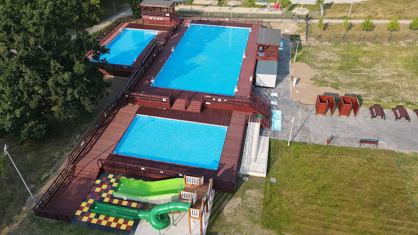 Ponad miesiąc z letnimi basenami w Gnieźnie
