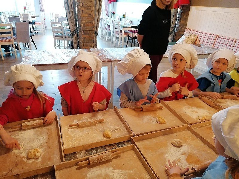 Dzieci z Małych Polan wzięły udział w wielkanocnych warsztatach